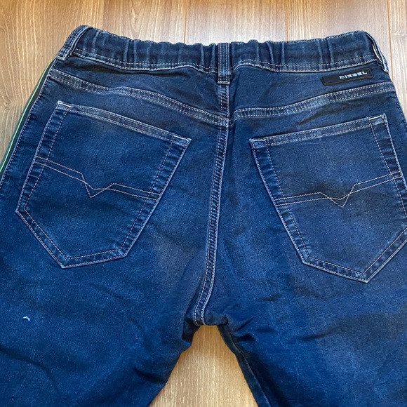 Diesel Loose fit jeans size 14Y - Picture 3 of 3
